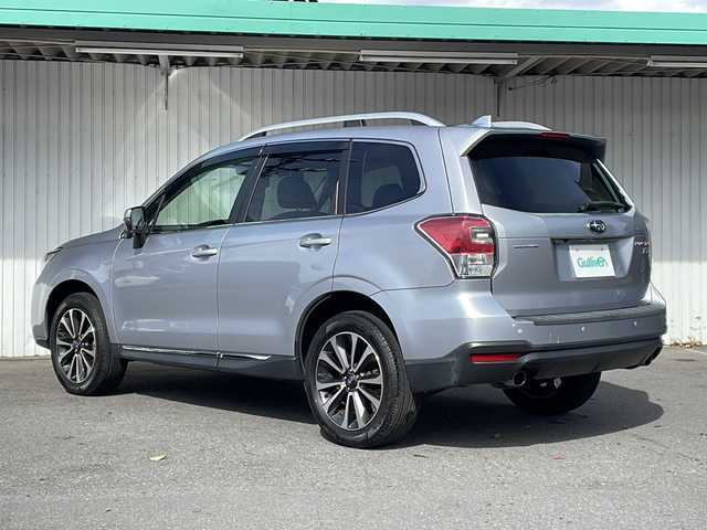 スバル フォレスター 2．0XT アイサイト 長野県 2016(平28)年 6.6万km アイスシルバーメタリック ４WD/アドバンスセーフティパッケージ/メモリーナビフルセグTV/バックカメラ/ETC/パワーバックドア/前後ドライブレコーダー/ハーフレザーシート/シートヒーター/純正１８インチアルミ/前後コーナーセンサー /ルーフレール/プッシュスタート/スマートキー