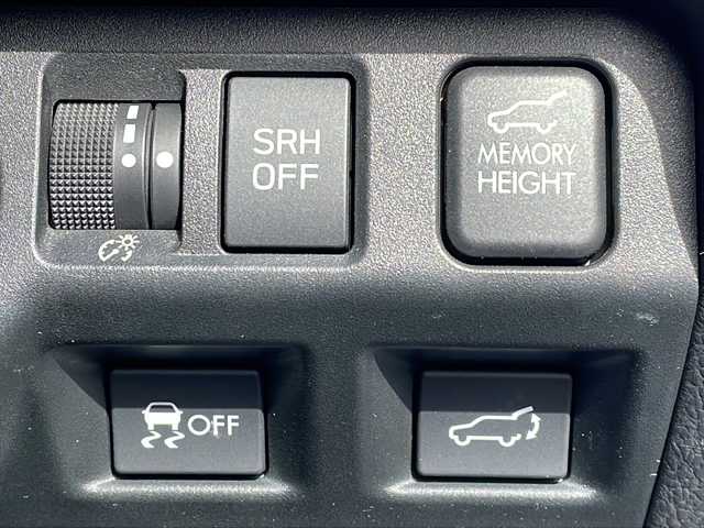 スバル フォレスター 2．0XT アイサイト 長野県 2016(平28)年 6.6万km アイスシルバーメタリック ４WD/アドバンスセーフティパッケージ/メモリーナビフルセグTV/バックカメラ/ETC/パワーバックドア/前後ドライブレコーダー/ハーフレザーシート/シートヒーター/純正１８インチアルミ/前後コーナーセンサー /ルーフレール/プッシュスタート/スマートキー