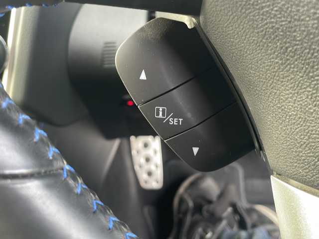 スバル レヴォーグ 1．6GT－S アイサイト 三重県 2015(平27)年 4.7万km クリスタルホワイトP 社外ナビ /バックカメラ /ETC /前後コーナーセンサー /スペアキー /前席パワーシート /前席シートヒーター /USB給電 /レーダークルーズコントロール /レーンキープアシスト /衝突軽減ブレーキ/パドルシフト /LEDヘッドライト/オートライト /リア・サイドスポイラー/電動格納ミラー/禁煙車