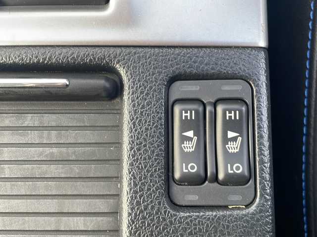 スバル レヴォーグ 1．6GT－S アイサイト 三重県 2015(平27)年 4.7万km クリスタルホワイトP 社外ナビ /バックカメラ /ETC /前後コーナーセンサー /スペアキー /前席パワーシート /前席シートヒーター /USB給電 /レーダークルーズコントロール /レーンキープアシスト /衝突軽減ブレーキ/パドルシフト /LEDヘッドライト/オートライト /リア・サイドスポイラー/電動格納ミラー/禁煙車