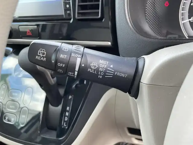 日産 デイズ ルークス X Vセレ +SeftyⅡ 静岡県 2015(平27)年 4.1万km ホワイトパール 純正ナビ　/・フルセグＴＶ　/・Ｂｌｕｅｔｏｏｔｈ接続　/・ＤＶＤ再生　/・ＵＳＢ入力端子　/アラウンドビューモニター　/片側パワースライドドア/エマージェンシーブレーキ　/プッシュスタート　/スマートキー　/スペアキー　/ＥＴＣ/ドラレコ/取扱説明書/保証書