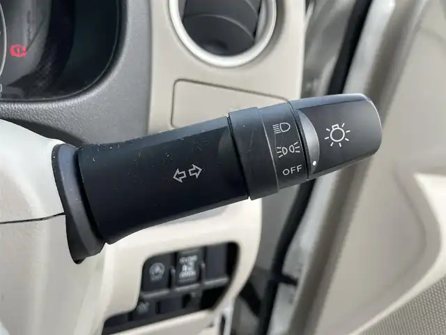 日産 デイズ ルークス X Vセレ +SeftyⅡ 静岡県 2015(平27)年 4.1万km ホワイトパール 純正ナビ　/・フルセグＴＶ　/・Ｂｌｕｅｔｏｏｔｈ接続　/・ＤＶＤ再生　/・ＵＳＢ入力端子　/アラウンドビューモニター　/片側パワースライドドア/エマージェンシーブレーキ　/プッシュスタート　/スマートキー　/スペアキー　/ＥＴＣ/ドラレコ/取扱説明書/保証書