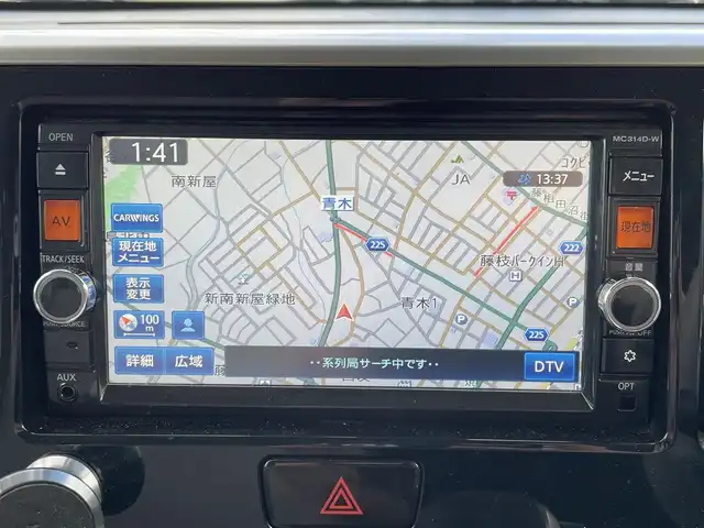 日産 デイズ ルークス X Vセレ +SeftyⅡ 静岡県 2015(平27)年 4.1万km ホワイトパール 純正ナビ　/・フルセグＴＶ　/・Ｂｌｕｅｔｏｏｔｈ接続　/・ＤＶＤ再生　/・ＵＳＢ入力端子　/アラウンドビューモニター　/片側パワースライドドア/エマージェンシーブレーキ　/プッシュスタート　/スマートキー　/スペアキー　/ＥＴＣ/ドラレコ/取扱説明書/保証書