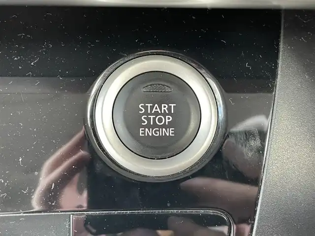 日産 デイズ ルークス X Vセレ +SeftyⅡ 静岡県 2015(平27)年 4.1万km ホワイトパール 純正ナビ　/・フルセグＴＶ　/・Ｂｌｕｅｔｏｏｔｈ接続　/・ＤＶＤ再生　/・ＵＳＢ入力端子　/アラウンドビューモニター　/片側パワースライドドア/エマージェンシーブレーキ　/プッシュスタート　/スマートキー　/スペアキー　/ＥＴＣ/ドラレコ/取扱説明書/保証書