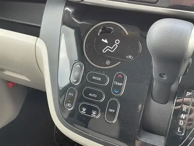 日産 デイズ ルークス X Vセレ +SeftyⅡ 静岡県 2015(平27)年 4.1万km ホワイトパール 純正ナビ　/・フルセグＴＶ　/・Ｂｌｕｅｔｏｏｔｈ接続　/・ＤＶＤ再生　/・ＵＳＢ入力端子　/アラウンドビューモニター　/片側パワースライドドア/エマージェンシーブレーキ　/プッシュスタート　/スマートキー　/スペアキー　/ＥＴＣ/ドラレコ/取扱説明書/保証書