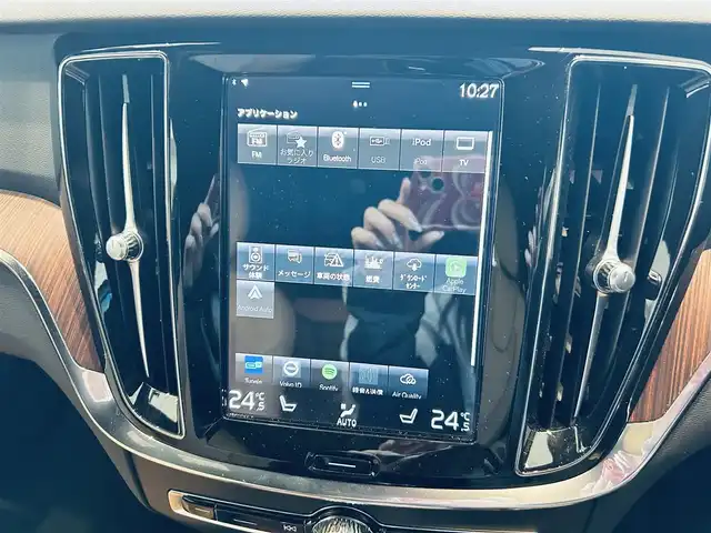ボルボ Ｖ６０ B5 インスクリプション 大阪府 2021(令3)年 2.7万km オスミウムグレーM HarmanKardon/HUD/ACC/BLIS/純正ナビ/TV/360度カメラ/applecarplay/純正18インチAW/LEDヘッドライト/電動リアゲート/自動駐車/ワイヤレス充電/革シート/メモリ付きパワーシート/エアシートヒーター/ステアリングヒーター/ルーフレール