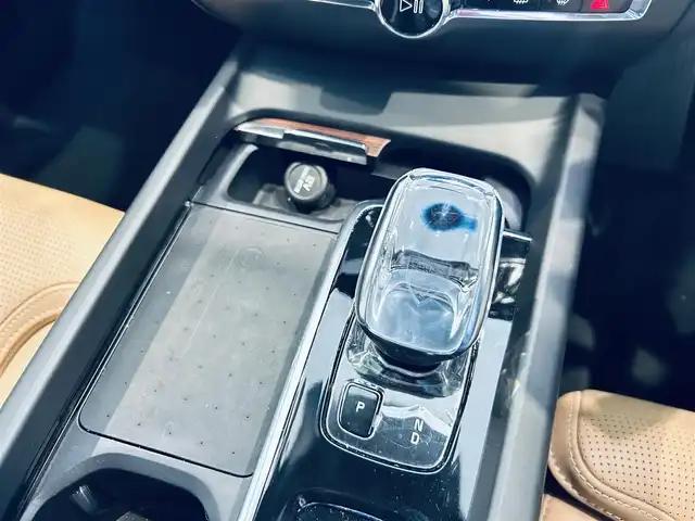 ボルボ Ｖ６０ B5 インスクリプション 大阪府 2021(令3)年 2.7万km オスミウムグレーM HarmanKardon/HUD/ACC/BLIS/純正ナビ/TV/360度カメラ/applecarplay/純正18インチAW/LEDヘッドライト/電動リアゲート/自動駐車/ワイヤレス充電/革シート/メモリ付きパワーシート/エアシートヒーター/ステアリングヒーター/ルーフレール