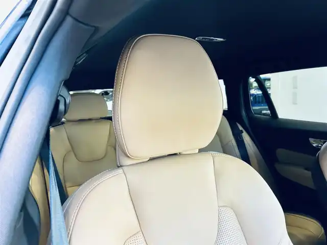 ボルボ Ｖ６０ B5 インスクリプション 大阪府 2021(令3)年 2.7万km オスミウムグレーM HarmanKardon/HUD/ACC/BLIS/純正ナビ/TV/360度カメラ/applecarplay/純正18インチAW/LEDヘッドライト/電動リアゲート/自動駐車/ワイヤレス充電/革シート/メモリ付きパワーシート/エアシートヒーター/ステアリングヒーター/ルーフレール