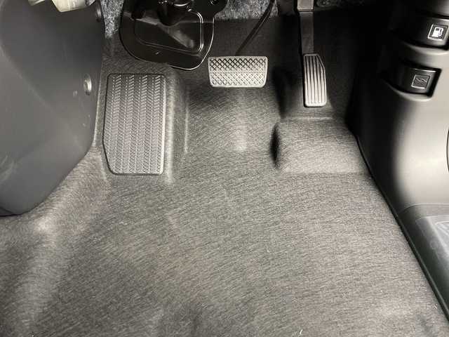 ホンダ フリード ハイブリット e:HEV AIR EX 群馬県 2025(令7)年 0.1千km クリスタルブラックパール 登録済未使用車　後席サーキュレーター　純正９インチナビ　バックカメラ　両側パワースライドドア　アダプティブクルーズコントロール　LED　AHB 　ハーフレザーシート　純正１５インチアルミホイール