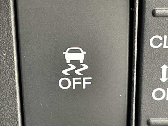 ホンダ フリード ハイブリット e:HEV AIR EX 群馬県 2025(令7)年 0.1千km クリスタルブラックパール 登録済未使用車　後席サーキュレーター　純正９インチナビ　バックカメラ　両側パワースライドドア　アダプティブクルーズコントロール　LED　AHB 　ハーフレザーシート　純正１５インチアルミホイール