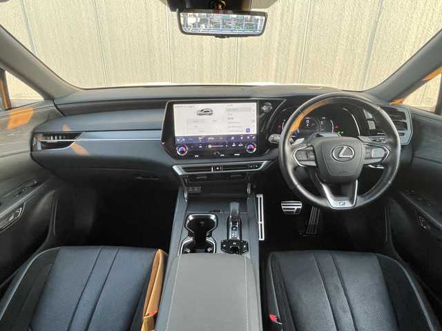 レクサス ＲＸ 500h Fスポーツパフォーマンス 東京都 2023(令5)年 3万km パール 純正ナビ/ディスプレイオーディオ/パノラマミックビューモニター/ムーンルーフ/ETC2.0/プリクラッシュセーフティ/レーダークルーズコントロール/純正21インチアルミホイール/フルセグTV/シートヒーター/シートベンチレーション/ハーフレザーシート