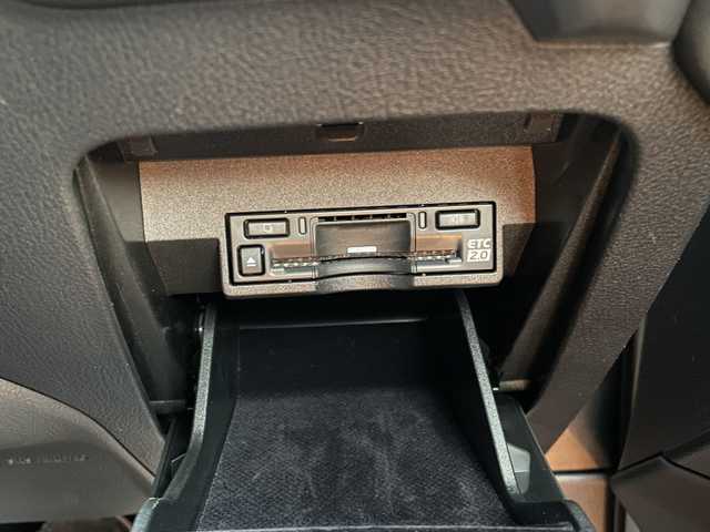 レクサス ＲＸ 500h Fスポーツパフォーマンス 東京都 2023(令5)年 3万km パール 純正ナビ/ディスプレイオーディオ/パノラマミックビューモニター/ムーンルーフ/ETC2.0/プリクラッシュセーフティ/レーダークルーズコントロール/純正21インチアルミホイール/フルセグTV/シートヒーター/シートベンチレーション/ハーフレザーシート