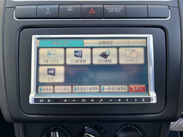 フォルクスワーゲン ポロ 1．4 コンフォートライン 兵庫県 2010(平22)年 8.3万km 白 ワンオーナー/社外7インチナビ（AM/FM/CD/DVD/SD/USB/AUX)/ワンセグTV/バックカメラ/ETC/AC/電動格納ミラー/フロアマット/リモコンキー/スペアキー1本/保証書/取扱説明書