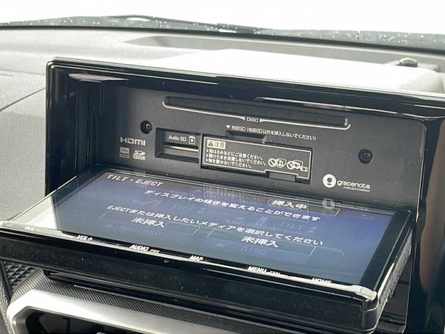 トヨタ ライズ Z 福岡県 2022(令4)年 4万km シャイニングホワイトパール 純正ディーラーナビ９インチ/（TV、DVD、CD、Bluetooth、USB、AM、FM）/バックカメラ/シートヒーター/レーダークルーズコントロール/ビルトインETC/電動パーキングブレーキ/HOLDボタン/純正17インチホイール/ステアリングスイッチ/プリクラッシュ/横滑り防止装置/クリアランスソナー/アイドリングストップ/フォグランプ/LEDヘッドライト/プッシュスタート/スマートキー/ドアバイザー/パワーウィンドウ/電格ミラー/純正マット/オートライト/保証書/取扱説明書/給油口ワンタッチ開閉