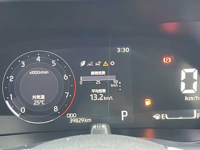 トヨタ ライズ Z 福岡県 2022(令4)年 4万km シャイニングホワイトパール 純正ディーラーナビ９インチ/（TV、DVD、CD、Bluetooth、USB、AM、FM）/バックカメラ/シートヒーター/レーダークルーズコントロール/ビルトインETC/電動パーキングブレーキ/HOLDボタン/純正17インチホイール/ステアリングスイッチ/プリクラッシュ/横滑り防止装置/クリアランスソナー/アイドリングストップ/フォグランプ/LEDヘッドライト/プッシュスタート/スマートキー/ドアバイザー/パワーウィンドウ/電格ミラー/純正マット/オートライト/保証書/取扱説明書/給油口ワンタッチ開閉