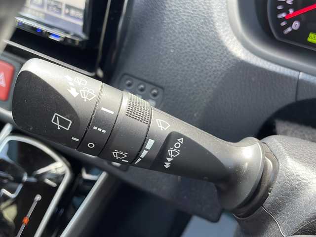 トヨタ ヴォクシー ZS 煌Ⅱ 山口県 2020(令2)年 2.8万km ホワイトパールクリスタルシャイン 両側パワースライドドア/後席用モニター/社外8型ナビ(MDV-S707L)/・Bluetooth接続/・フルセグTV/クルーズコントロール/トヨタセーフティセンス/ETC/バックカメラ/ドライブレコーダー(フロント)/LEDヘッドライト/オートマチックハイビーム/オートライト/純正16インチアルミホイール/スマートキー/ダブルエアバッグ