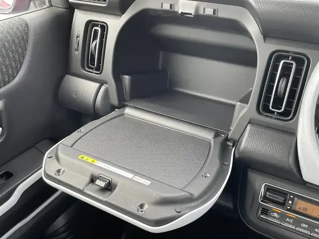 スズキ ハスラー HYBRID X 愛媛県 2023(令5)年 0.1万km フェニックスレッドパール/ガンメタリック2トーンルーフ 純正９型ナビ（ＢＴ，フルセグＴＶ）　/全方位カメラ　/アダプティブクルーズコントロール　/コーナーセンサー　/衝突軽減ブレーキ　/レーンキープ　/アイドリングストップ　/シートヒーター　/ステアリングリモコン　/ＬＥＤ