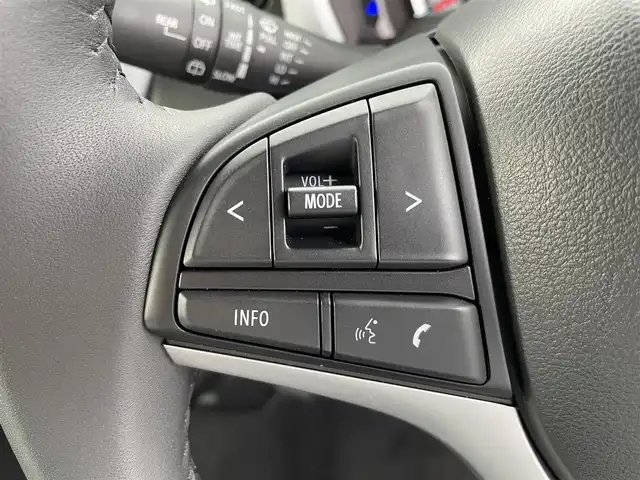 スズキ ハスラー HYBRID X 愛媛県 2023(令5)年 0.1万km フェニックスレッドパール/ガンメタリック2トーンルーフ 純正９型ナビ（ＢＴ，フルセグＴＶ）　/全方位カメラ　/アダプティブクルーズコントロール　/コーナーセンサー　/衝突軽減ブレーキ　/レーンキープ　/アイドリングストップ　/シートヒーター　/ステアリングリモコン　/ＬＥＤ