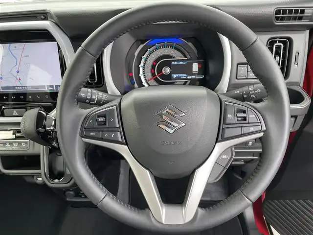 スズキ ハスラー HYBRID X 愛媛県 2023(令5)年 0.1万km フェニックスレッドパール/ガンメタリック2トーンルーフ 純正９型ナビ（ＢＴ，フルセグＴＶ）　/全方位カメラ　/アダプティブクルーズコントロール　/コーナーセンサー　/衝突軽減ブレーキ　/レーンキープ　/アイドリングストップ　/シートヒーター　/ステアリングリモコン　/ＬＥＤ