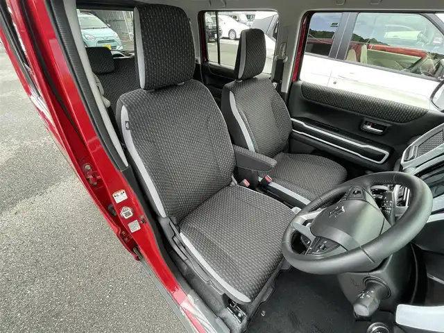 スズキ ハスラー HYBRID X 愛媛県 2023(令5)年 0.1万km フェニックスレッドパール/ガンメタリック2トーンルーフ 純正９型ナビ（ＢＴ，フルセグＴＶ）　/全方位カメラ　/アダプティブクルーズコントロール　/コーナーセンサー　/衝突軽減ブレーキ　/レーンキープ　/アイドリングストップ　/シートヒーター　/ステアリングリモコン　/ＬＥＤ
