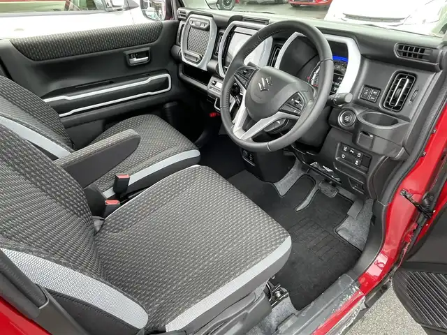 スズキ ハスラー HYBRID X 愛媛県 2023(令5)年 0.1万km フェニックスレッドパール/ガンメタリック2トーンルーフ 純正９型ナビ（ＢＴ，フルセグＴＶ）　/全方位カメラ　/アダプティブクルーズコントロール　/コーナーセンサー　/衝突軽減ブレーキ　/レーンキープ　/アイドリングストップ　/シートヒーター　/ステアリングリモコン　/ＬＥＤ