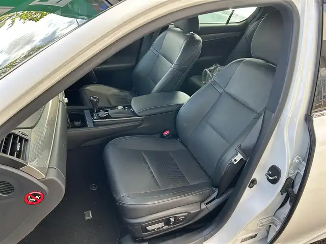 レクサス ＧＳ 450h Fスポーツ 宮城県 2012(平24)年 8.6万km ホワイトパールクリスタルシャイン 純正ナビ/AM・FM/CD/HDD/USB/Bluetooth/AUX/TV(フルセグ)/パワーシート(D席/N席)/シートヒーター/エアシート/シートメモリー/ドラレコ前後/パドルシフト/運転モード切替/リアガラスサンシェード/パーキングアシスト/リモートタッチノブ/アナログ時計/ETC/GPS探知機/ヘルプネットスイッチ
