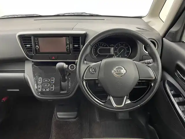 日産 デイズ ルークス HWS X Vセレクション 兵庫県 2020(令2)年 2.8万km プレミアムパープルP 純正SDナビ/（CD/DVD/Bluetooth/フルセグTV）/・MM318-W/全方位カメラ/横滑り防止装置/LKA/衝突軽減システム/コーナーセンサー（前後）/両側パワースライドドア/ハーフレザーシート/LEDヘッドライト/オートライト/オートマチックハイビーム/前方ドライブレコーダー/純正15インチアルミホイール/純正フロアマット/アイドリングストップ/スマートキー
