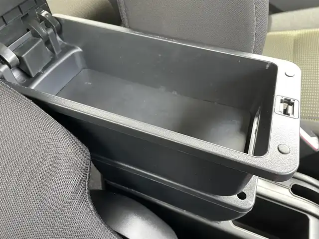 スズキ ジムニー XC 岐阜県 2019(令1)年 3.5万km ジャングルグリーン /メモリナビ/(フルセグテレビ.Bluetooth)//バックカメラ//クルーズコントロール//プッシュスタート//ドアバイザー//４WD//ドリンクホルダー//電格ミラー//ETC