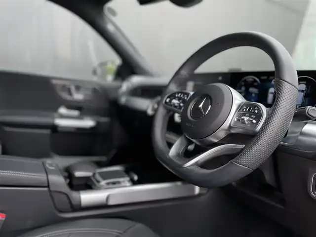 メルセデス・ベンツ ＧＬＢ２５０ 4マチック スポーツ 長野県 2020(令2)年 1.2万km デジタルホワイト １オーナー　/黒革シート　/ＰＷシート　/シートヒーター　/アンビエントライド　/ＰＷバックドア　/純正HDDナビ　/フルセグＴＶ　/３６０°ビュー　/純正２０インチブラックＡＷ　/ＬＥＤヘッドライト　/ＣａｒＰｌａｙ　/キーレスゴー　/パークトロニック/ETC2.0/保証書・取説・スペアキー