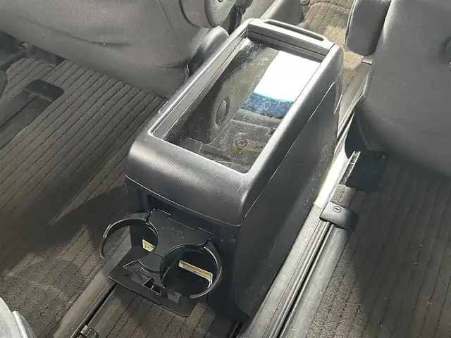 トヨタ エスティマ アエラス 岡山県 2015(平27)年 6.1万km アイスチタニウムマイカメタリック 登録時走行距離60414km/純正ナビ/（AM/FM/DISC/SD/TV/Bluetooth/DS)/純正フリップダウンモニター/前コーナーセンサー/クルーズコントロール/両側パワースライドドア/オットマン/バックカメラ/スペアキー×1/前ドライブレコーダー/プッシュスタート/スマートキー/レーダー探知機(ZERO 700v)/ビルトインETC/純正１８インチアルミホイール