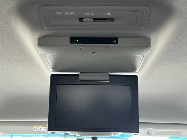 トヨタ エスティマ アエラス 岡山県 2015(平27)年 6.1万km アイスチタニウムマイカメタリック 登録時走行距離60414km/純正ナビ/（AM/FM/DISC/SD/TV/Bluetooth/DS)/純正フリップダウンモニター/前コーナーセンサー/クルーズコントロール/両側パワースライドドア/オットマン/バックカメラ/スペアキー×1/前ドライブレコーダー/プッシュスタート/スマートキー/レーダー探知機(ZERO 700v)/ビルトインETC/純正１８インチアルミホイール