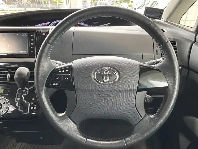 トヨタ エスティマ アエラス 岡山県 2015(平27)年 6.1万km アイスチタニウムマイカメタリック 登録時走行距離60414km/純正ナビ/（AM/FM/DISC/SD/TV/Bluetooth/DS)/純正フリップダウンモニター/前コーナーセンサー/クルーズコントロール/両側パワースライドドア/オットマン/バックカメラ/スペアキー×1/前ドライブレコーダー/プッシュスタート/スマートキー/レーダー探知機(ZERO 700v)/ビルトインETC/純正１８インチアルミホイール
