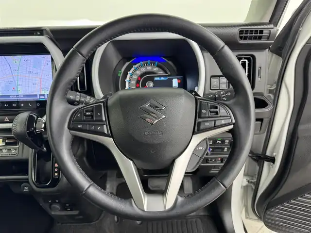 スズキ ハスラー HYBRID X ターボ 愛知県 2022(令4)年 5.2万km ピュアホワイトパール/ガンメタリック2トーン ・純正9インチナビ/・Bluetooth/・全方位カメラ/・フルセグTV/・スズキセーフティーサポート/・衝突被害軽減システム//クルーズコントロール/・レーンキープアシスト/・コーナーセンサー/・横滑り防止装置/・オートライト/・LEDヘッドライト/・LEDフォグランプ/・シートヒーター/・パドルシフト/・純正AW/・ETC/・プッシュスタート/・スマートキー/・スペアキー
