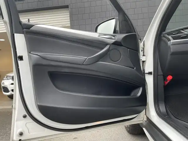 ＢＭＷ Ｘ５ xDrive 35d ブルーパフォーマンス 埼玉県 2012(平24)年 9.1万km アルピンホワイトⅢ 純正ナビ/・Bluetoothオーディオ/・CD/DVD/バックカメラ/コーナーセンサー/ヘッドアップディスプレイ/サンルーフ/本革シート/・前席パワーシート/・全席シートヒーター/パワーバックドア/純正AWホイール/4WD/ツインターボ/ETC/保証書/取扱説明書