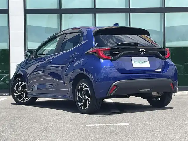 トヨタ ヤリス Z 和歌山県 2023(令5)年 0.9万km ダークブルーマイカM 革巻きステアリング/ステアリングヒーター/ステアリングスイッチ/8インチ純正DAナビ機能あり/バックカメラ/フルセグテレビ/BSM/レーダークルーズコントロール/シートヒーター/コーナーセンサー/LEDヘッドライト/ドライブレコーダー/ETC/モデリスタ製アルミホイール/トヨタセーフティセンス
