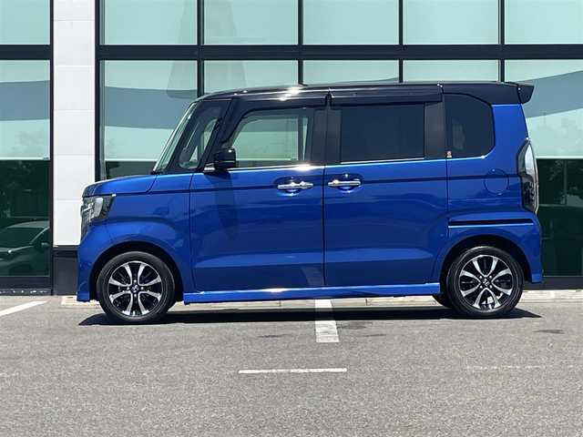 ホンダ Ｎ ＢＯＸ カスタム G L ホンダセンシング 和歌山県 2020(令2)年 3万km ブリリアントスポーティブルーメタリック2トーン 純正8インチ（VXU-２０７NBi)/バックカメラ/フルセグTV/衝突軽減ブレーキ/レーンキープアシスト/レーダークルーズコントロール/後方コーナーセンサー/横滑り防止/オートライト/片側パワスラ/前席シートヒーター/ビルトインETC/前後ドラレコ/純正フロアマット/純正14インチアルミ/LEDヘッドライト/フォグランプ/プッシュスタート/ドアバイザー/後席サンシェード