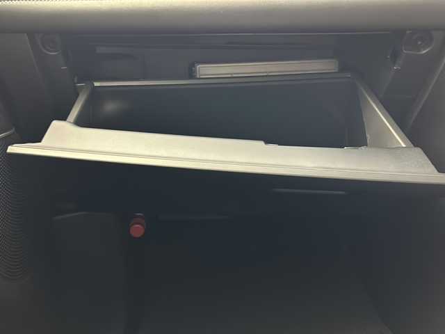 三菱 デリカＤ：５ シャモニー 宮城県 2025(令7)年 0.1千km ブラックダイヤモンド 登録済未使用車/4WD/両側パワースライドドア/全方位カメラ/レザーシート/パワーシート/ステアリングヒーター/レーダークルーズコントロール/パドルシフト/プッシュスタート/スマートキー/スペアキー/オートライト/オートマチックハイビーム/LEDヘッドライト/フォグランプ