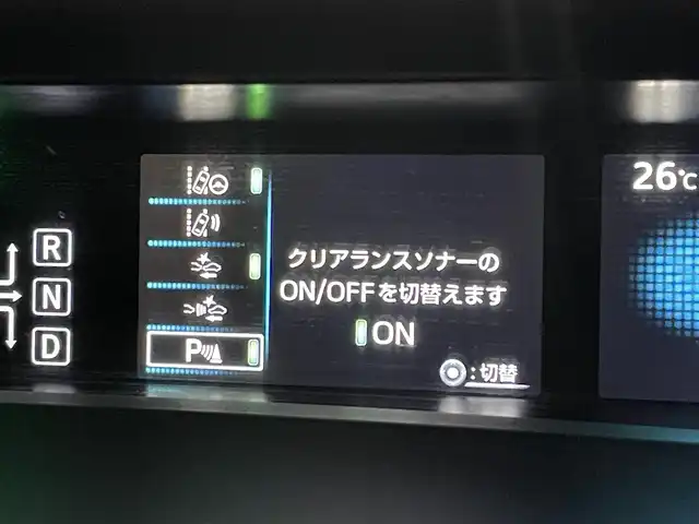 トヨタ プリウス Sセーフティプラス 東京都 2018(平30)年 4.7万km アティチュードブラックマイカ /セーフティセンス//プリクラッシュセーフティ//レーントレーシングアシスト//オートハイビーム//クリアランスソナー//駐車支援//純正SDナビ（NSZT-W68T）//CD/DVD/BT/AM/FM/BT/TV//バックカメラ//ＬＥＤヘッドライト/フォグ//ビルトインＥＴＣ//社外１７インチアルミ//保証書・取説・スペアキー