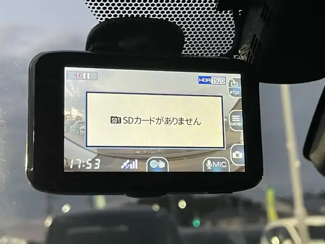 トヨタ プリウス Sセーフティプラス 東京都 2018(平30)年 4.7万km アティチュードブラックマイカ /セーフティセンス//プリクラッシュセーフティ//レーントレーシングアシスト//オートハイビーム//クリアランスソナー//駐車支援//純正SDナビ（NSZT-W68T）//CD/DVD/BT/AM/FM/BT/TV//バックカメラ//ＬＥＤヘッドライト/フォグ//ビルトインＥＴＣ//社外１７インチアルミ//保証書・取説・スペアキー