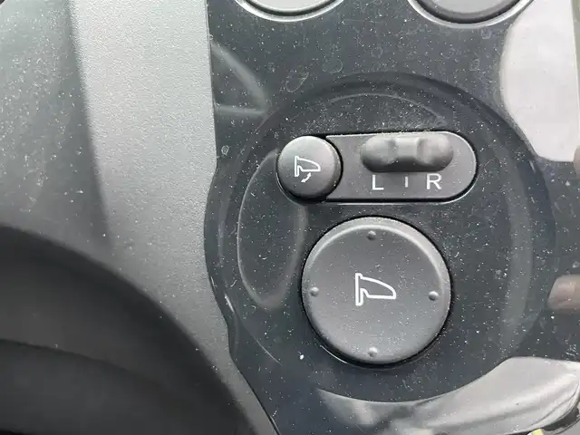 ホンダ ＣＲ－Ｚ α 千葉県 2012(平24)年 10.9万km プレミアムエナジェティックイエローメタリック 社外７インチナビ/バックカメラ/フルセグＴＶ/ＥＴＣ/クルーズコントロール/ＢＬＵＥＴＯＯＴＨ/オートライト/フォグランプ/社外アルミホイール/ハロゲンヘッドライト/純正フロアマット