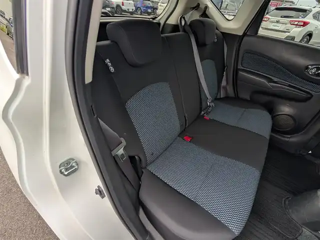 日産 ノート X DIG－S 福井県 2013(平25)年 8.9万km ブリリアントホワイトパール バックカメラ/日産純正ナビ/フルセグテレビ/前方ドライブレコーダー/ETC/スタッドレスタイヤ積込/盗難防止装置/純正フロアマット/スマートキー/アイドリングストップ/保証書・取説