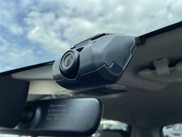 ホンダ ＺＲ－Ｖ ハイブリッド e:HEV Z 東京都 2025(令7)年 0.2万km グレー 純正９型ナビ/・AM/FM/フルセグ/BOSEサウンドシステム/アラウンドビューモニター/前席シートヒーター/運転席メモリパワーシート/・前席パワーシート/ブラインドスポットモニター/前後ドライブレコーダー/おくだけ充電/ステアリングヒーター/LEDヘッドランプ/ホンダセンシング/（予防運転支援システム）/・衝突軽減ブレーキ/・後方誤発進抑制機能/・歩行者事故低減ステアリング/・追従機能付きクルーズコントロール/・車線維持支援システム/・標識認識機能/・後退時出庫サポート/・パーキングセンサーシステム/プッシュエンジンスタート/純正フロアマット/スマートキー