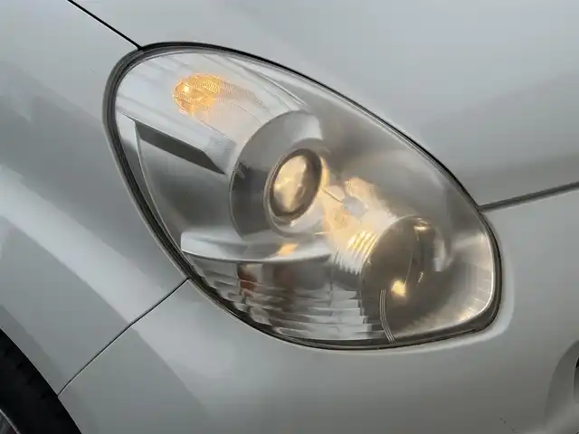 トヨタ パッソ プラスハナ 岩手県 2010(平22)年 7.5万km パールホワイト1 純正SDナビ（NSCN-W60）/【FM/AM/CD/BT/AUX】/ワンセグTV/リモコンキー/ABS/盗難防止装置/社外アルミホイール/電動格納ミラー/純正フロアマット