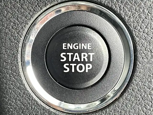 スズキ アルト ターボRS 大阪府 2016(平28)年 3.6万km パールホワイト 衝突軽減ブレーキ/　・誤発進抑制機能/社外ナビ/　Bluetooth/フルセグ/AM/FM/CD/DVD/バックカメラ/LEDライト/オートライト/フォグランプ/パドルシフト/アイドリングストップ/横滑り防止装置/MTモード付AT/スマートキー/ETC