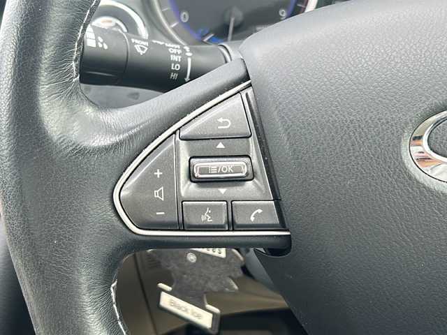 日産 スカイライン ハイブリッド 350GT Type P 福岡県 2017(平29)年 9.1万km スーパーブラック ・純正メーカーナビ/-BT/フルセグTV/CD/DVD/FM/AM/・全方位カメラ/・運転席メモリーシート/・レーダークルーズコントロール/・車線逸脱防止支援システム/・電動チルト＆テレスコピックステアリング/・クリアランスソナー/・前席パワーシート/・前席シートヒーター/・純正フロアマット/・純正アルミ19インチ/・ウィンカーミラー/・電動格納ミラー/・ドアバイザー/・オートライト/・ビルトインETC/・スマートキー/・スペアキー