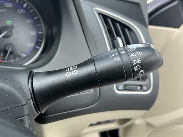 日産 スカイライン ハイブリッド 350GT Type P 福岡県 2017(平29)年 9.1万km スーパーブラック ・純正メーカーナビ/-BT/フルセグTV/CD/DVD/FM/AM/・全方位カメラ/・運転席メモリーシート/・レーダークルーズコントロール/・車線逸脱防止支援システム/・電動チルト＆テレスコピックステアリング/・クリアランスソナー/・前席パワーシート/・前席シートヒーター/・純正フロアマット/・純正アルミ19インチ/・ウィンカーミラー/・電動格納ミラー/・ドアバイザー/・オートライト/・ビルトインETC/・スマートキー/・スペアキー