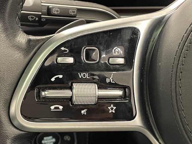 メルセデス・ベンツ Ｍ・ベンツ ＧＬＳ４００ｄ 4マチック AMGライン 宮城県 2022(令4)年 5.4万km ダイヤモンドホワイト ４WD/サンルーフ/アクティブブレーキアシスト/・アクティブレーンキーピング/・道路標識アシスト/・アテンションアシスト/・レーンチェンジアシスト/・クリアランスソナー/・レーダークルーズコントロール/ブラインドスポットアシスト/純正ナビ/・フルセグTV/BT/USB/・全方位カメラ/・ETC/・ドライブレコーダー/パノラミックスライディングルーフ/エアサスペンション/アンビエントライト/バワーバックドア/iストップ/電子パーキング/・オートホールド/ダウンヒルアシスト/コンビステアリング/・ステアングリモコン/・ステアリングヒーター/・パドルシフト/レザーシート/・パワーシート（運転席/助手席）/・シートメモリー（運転席/助手席）/・シートヒーター（運転席/助手席）/・エアシート（運転席/助手席）/プッシュスタート/・スマートキー/LEDヘッドライト/・オートライト/・フォグランプ/純正フロアマット/・電動格納ミラー/ルーフレール/・サイドステップ