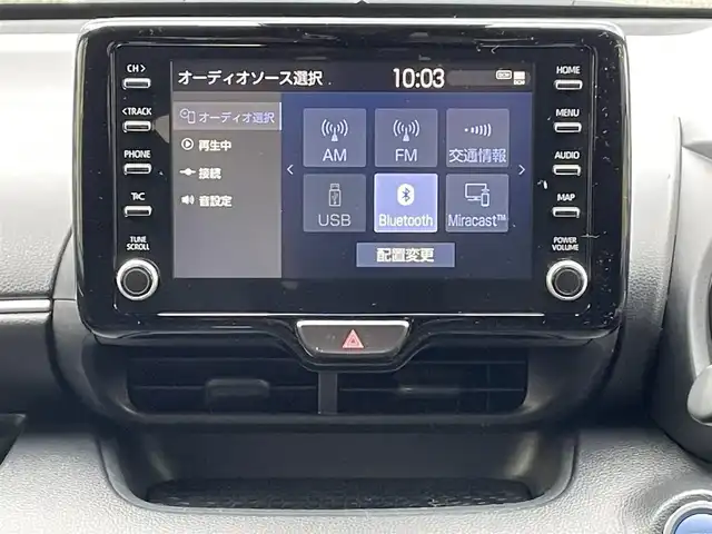 トヨタ ヤリス ハイブリッド G 岐阜県 2020(令2)年 7.3万km ホワイト/センシュアルレッドマイカ ワンオーナー/ディスプレイオーディオ/【Bluetooth】/バックカメラ/ドライブレコーダー/ETC/純正フロアマット/LEDオートライト/クルーズコントロール/横滑り防止装置/レーンキープアシスト/アイドリングストップ/保証書/取扱説明書