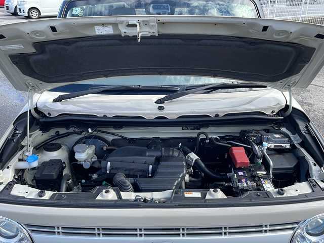 スズキ ラパン S 富山県 2019(令1)年 8.4万km フォーンベージュメタリック/ホワイト2トーンルーフ 禁煙車/バックカメラ/社外ナビ/電動格納ミラー/キセノンヘッドランプ（HID）/スマートキー/シートヒーター（運転席）/アイドリングストップ/ETC/プッシュスタート/純正フロアマット/本革巻きステアリング/盗難防止装置/衝突軽減システム/横滑り防止装置/ウッドパネル