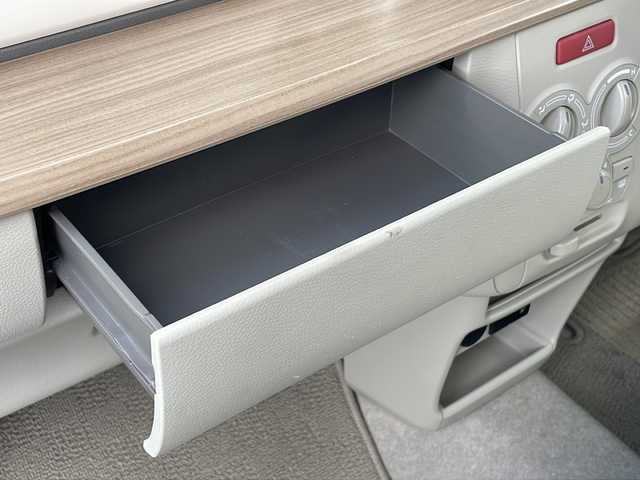 スズキ ラパン S 富山県 2019(令1)年 8.4万km フォーンベージュメタリック/ホワイト2トーンルーフ 禁煙車/バックカメラ/社外ナビ/電動格納ミラー/キセノンヘッドランプ（HID）/スマートキー/シートヒーター（運転席）/アイドリングストップ/ETC/プッシュスタート/純正フロアマット/本革巻きステアリング/盗難防止装置/衝突軽減システム/横滑り防止装置/ウッドパネル